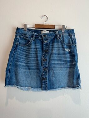 Mudd Denim Mini Skirt Women Size 15 Blue Good Button Front Frayed Hem Distressed